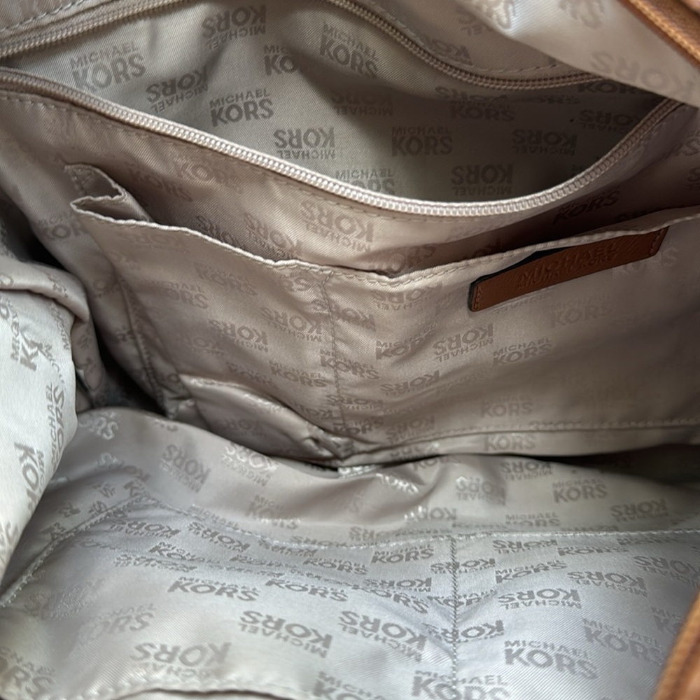 Michael Kors brown leather bag - Picture 5 of 5